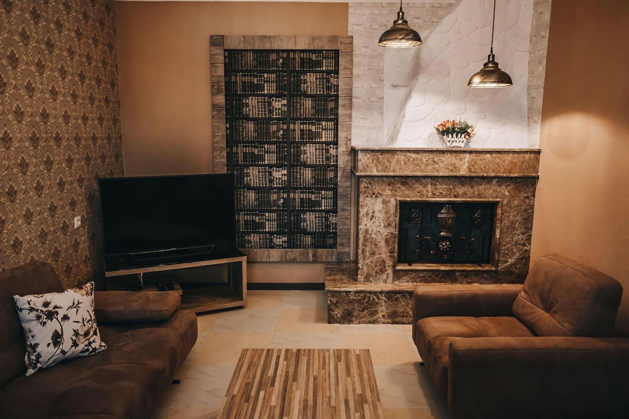 7 Rooms Hotel Tserovani Kültér fotó