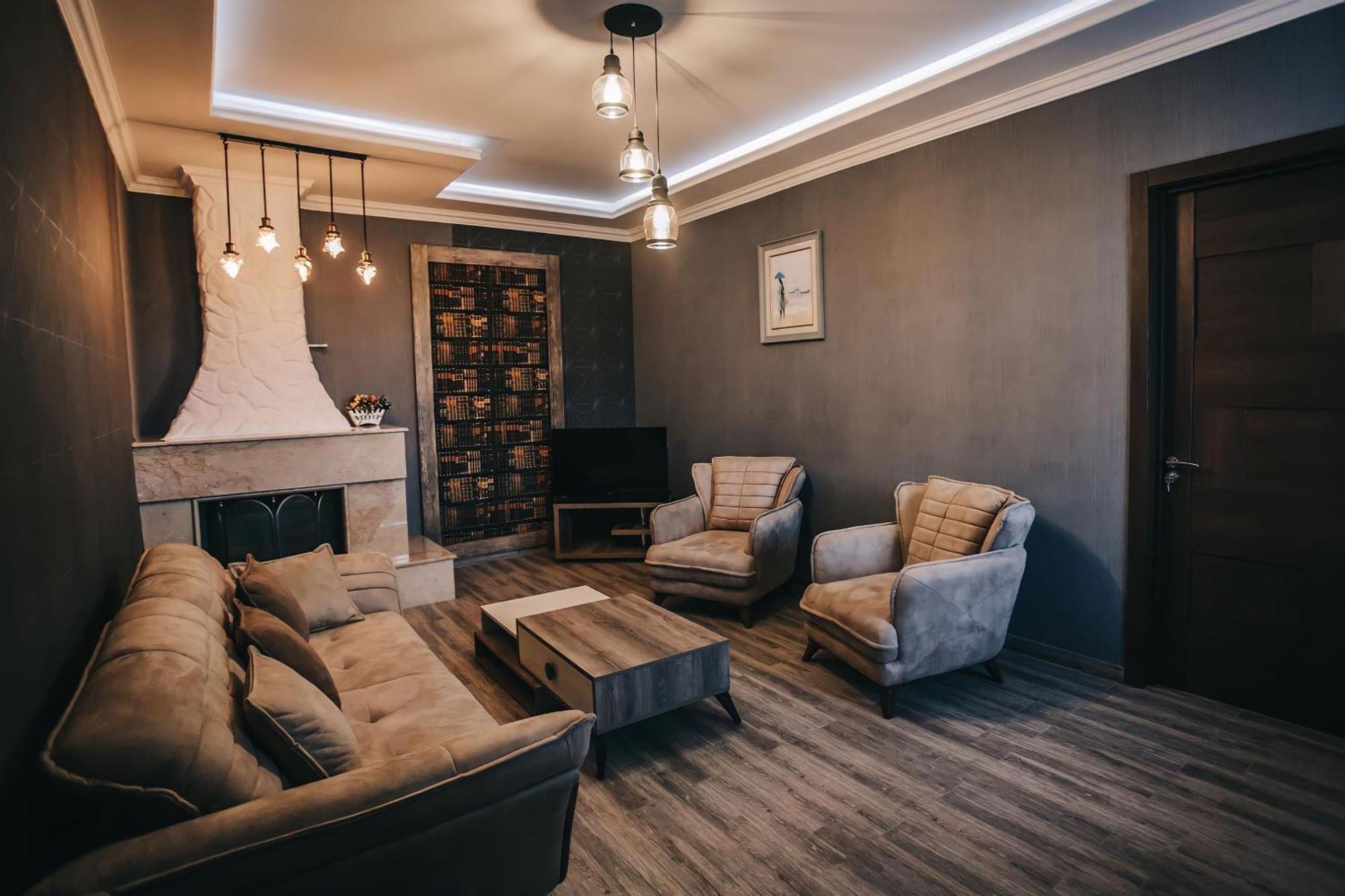 7 Rooms Hotel Tserovani Kültér fotó