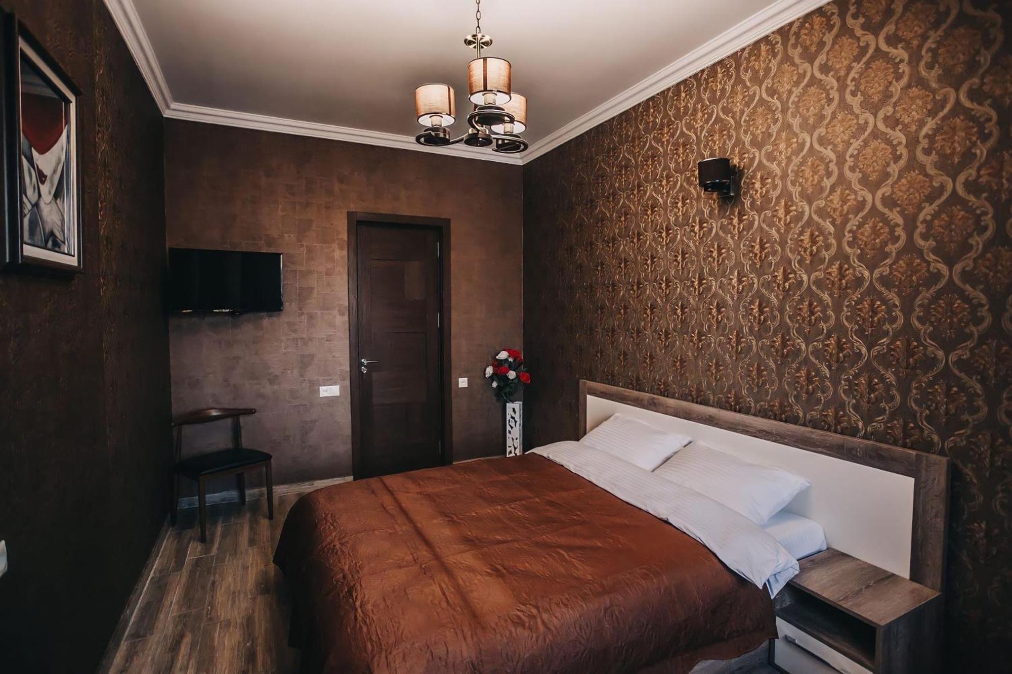 7 Rooms Hotel Tserovani Kültér fotó