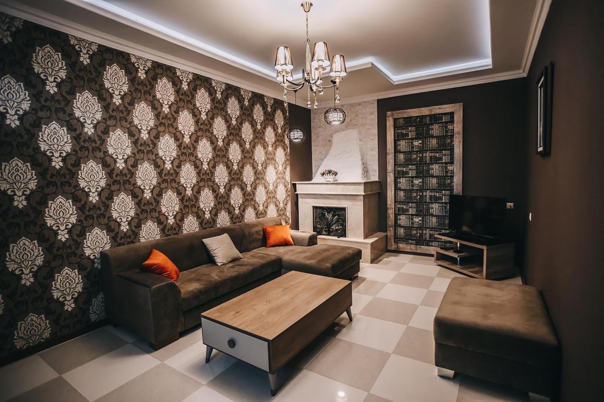 7 Rooms Hotel Tserovani Kültér fotó